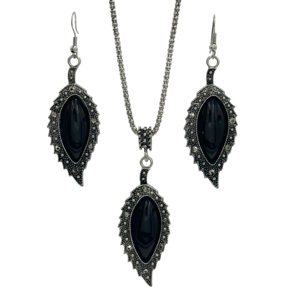 Black Leaf Grey Rhinestone Vintage Style Necklace Earrings Set